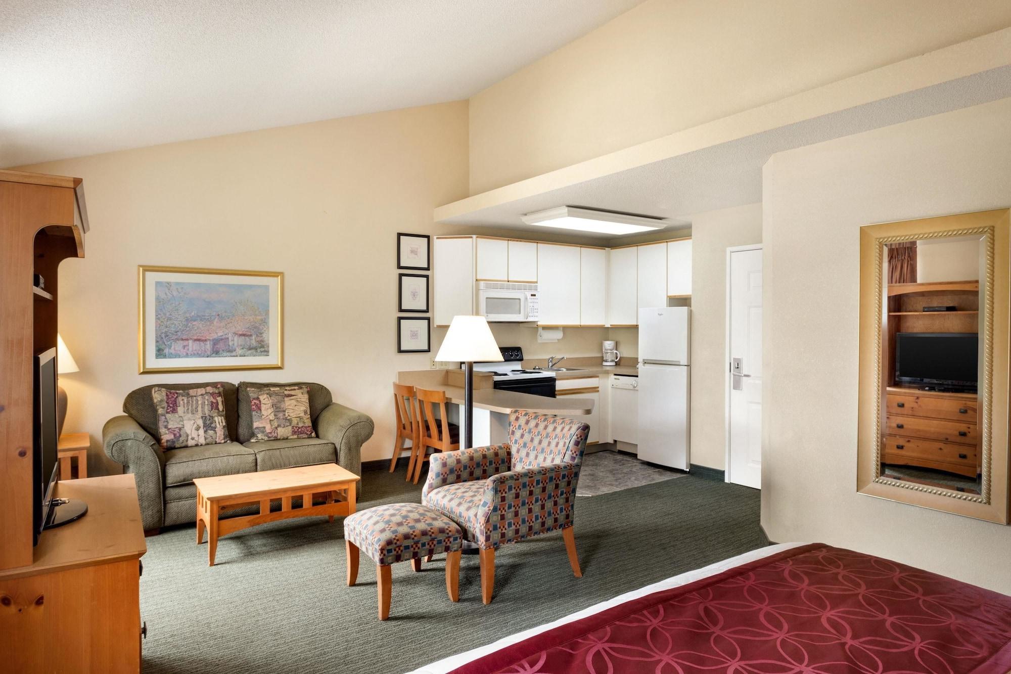 Baymont By Wyndham Wichita East Hotel Ngoại thất bức ảnh
