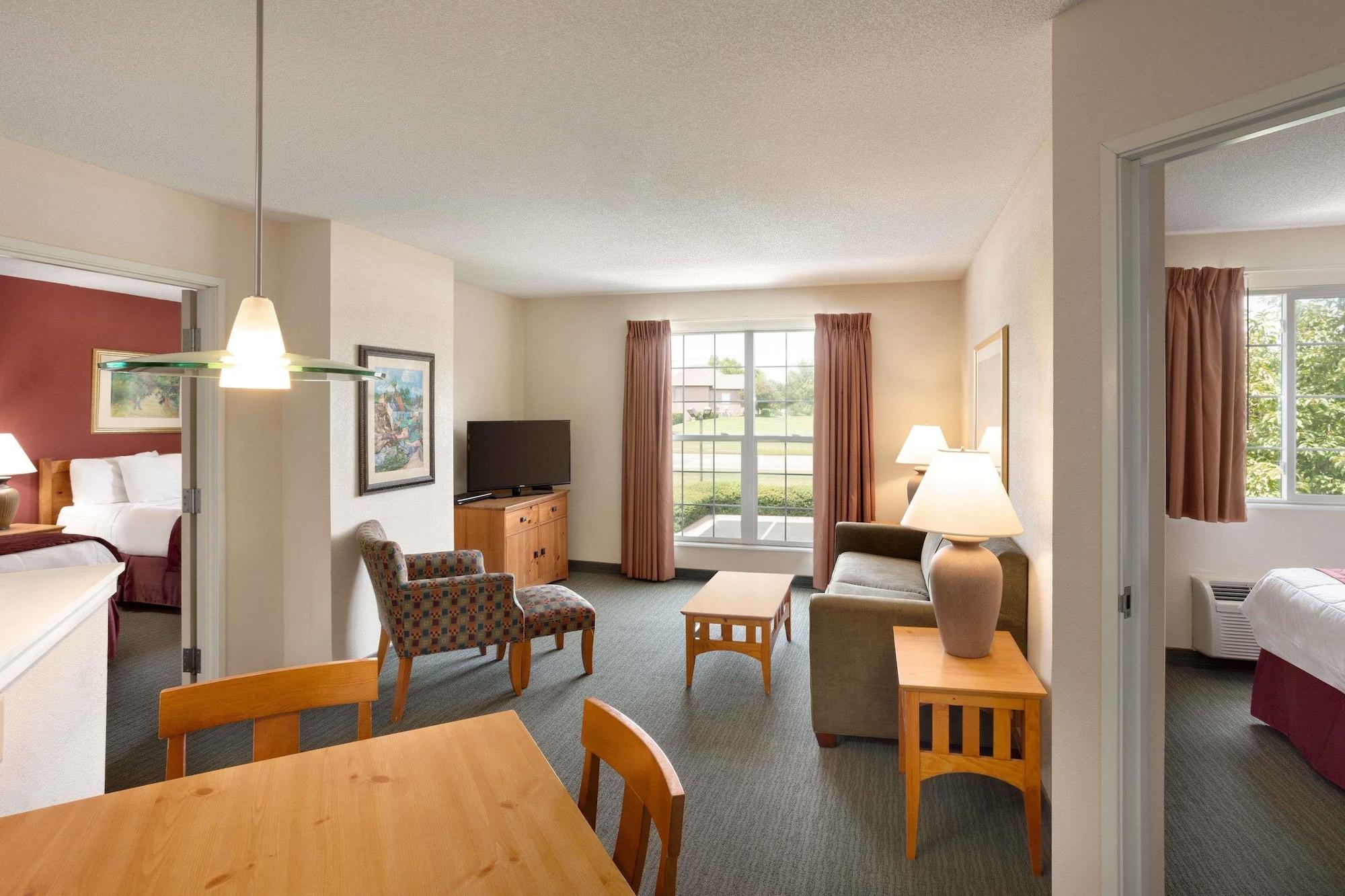 Baymont By Wyndham Wichita East Hotel Ngoại thất bức ảnh