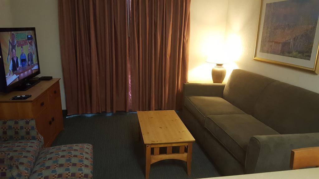 Baymont By Wyndham Wichita East Hotel Ngoại thất bức ảnh
